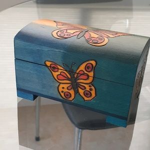 Butterfly Handcrafted Jewelry/Keepsake Box